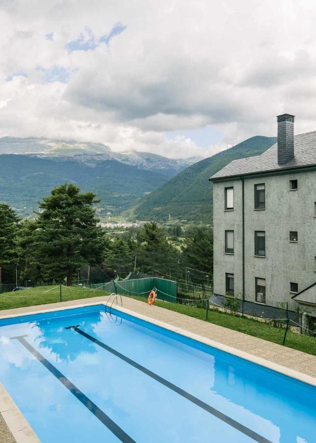 Casa Los Altos De Santiago Villanúa Exteriér fotografie